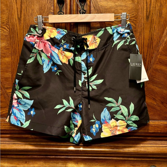 Ralph Lauren tropical print shorts NWT! - Picture 1 of 7